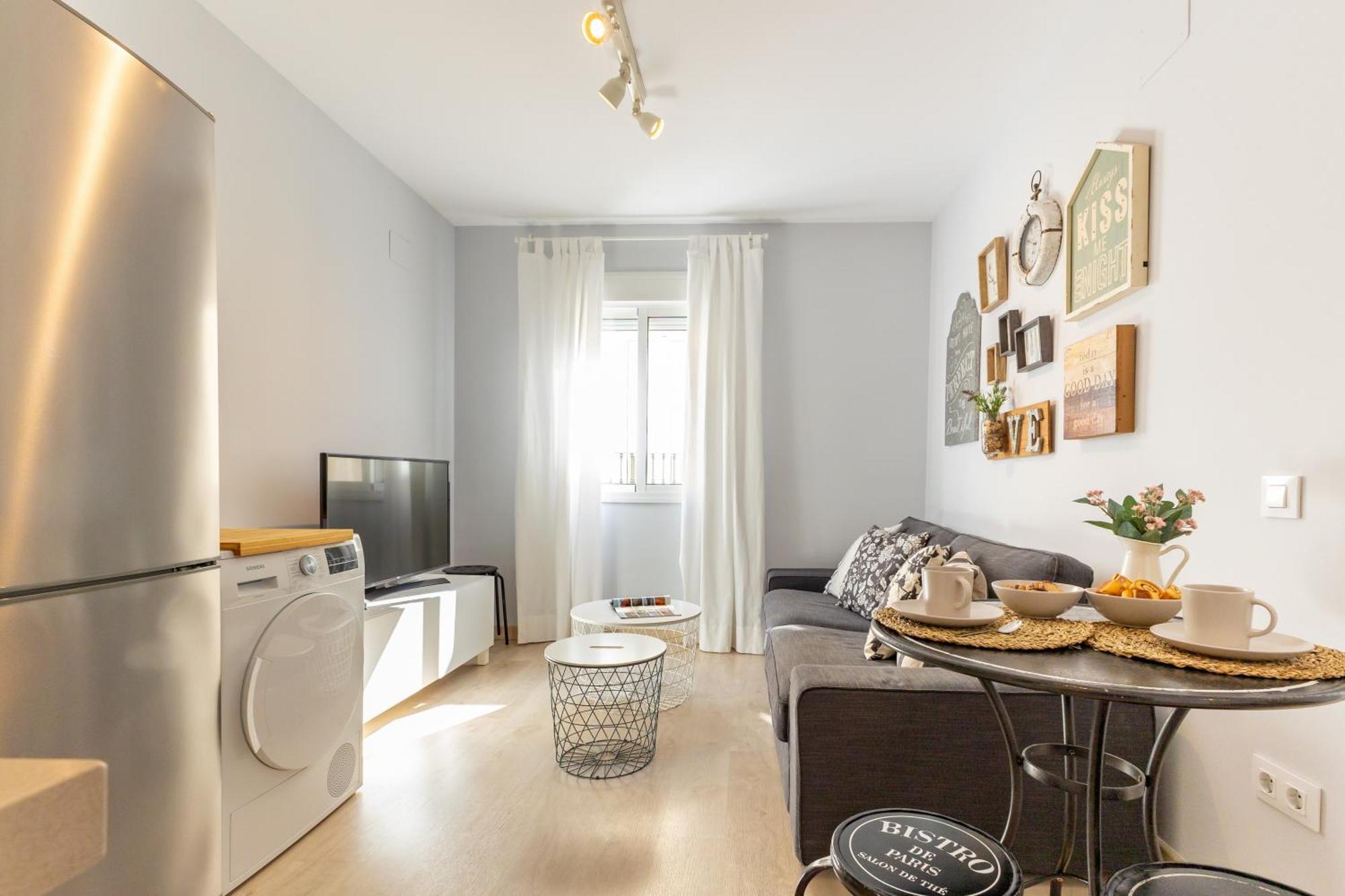Charming 2 Bedroom Apartment At Iconic Triana Neighborhood By Ocityzen Séville